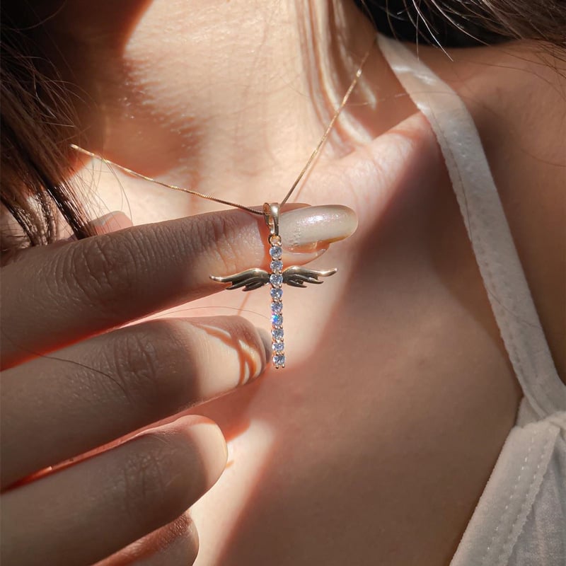 [Exclusive]Angel Wings With Diamonds Necklace
